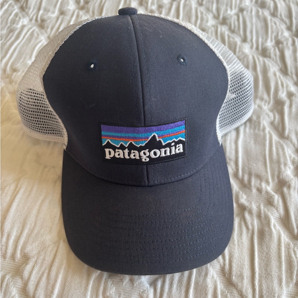 Patagonia Trucker Cap Adult Mesh Back‎ Snapback Adjustable Navy Blue Hat